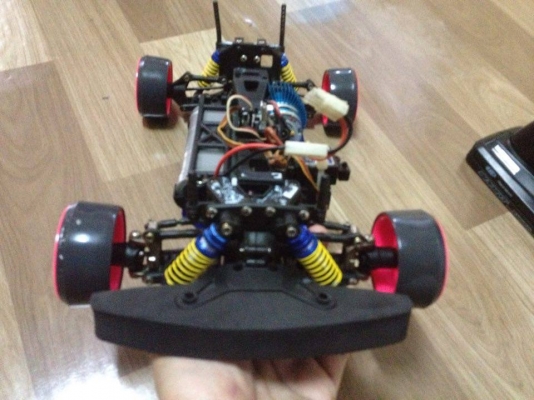 ขายรถบังคับ Drift รีโมทดิจิตอลHL สภาพใหม่ ชุดไฟใช้ใด้หมด แบตเดิม ล้อDrift เป็นของใหม่RS D-zero แถมล้อเดิมติดรถ (ขาดทีชาร์ตแบตกับเสารีโมท) ก็เล่นใด้เลย ราคา2000บาท โทร0924462525โส กทม