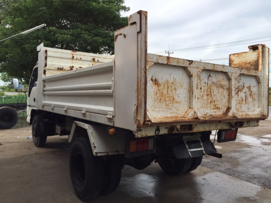 ขาย6ล้อNPR130โทโบ หัวขาวไฟเพชร รถห้างแท้ กระบะดั้มสามิตรยกชุด