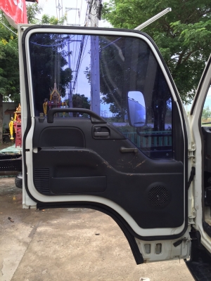 ขาย6ล้อNPR130โทโบ หัวขาวไฟเพชร รถห้างแท้ กระบะดั้มสามิตรยกชุด