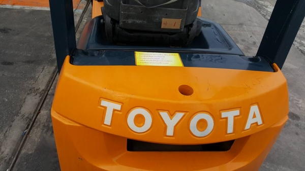 มองหารถโฟล์คลิฟท์งาเท นึกถึงพีทีเอ ชลบุรี081-8342060 มองหารถโฟล์คลิฟท์งาเท นึกถึงพีทีเอ ชลบุรี081-8342060