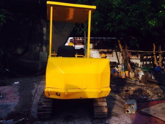 ขายแมคโครPc20-3 มีตัวคีบและบุ้งกี๋ให้ครับ พร้อมใช้งาน ขาย 105000 บาท