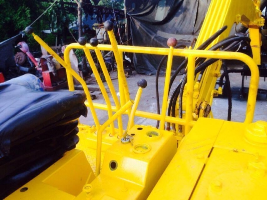 ขายแมคโครPc20-3 มีตัวคีบและบุ้งกี๋ให้ครับ พร้อมใช้งาน ขาย 105000 บาท