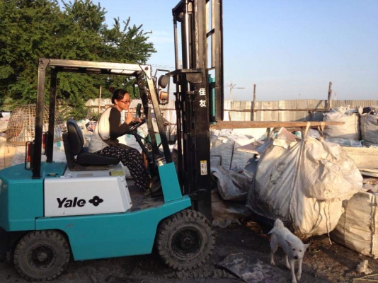 มองหารถโฟล์คลิฟท์งาเท  นึกถึง  พีทีเอ  ชลบุรี081-8342060เราส่งฟรีมาแล้วทั่วประเทศดูได้จากในโพสท์นี้