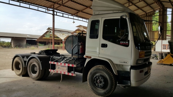 ขายรถบรรทุก 10 ล้อหัวลาก ISUZU DECA 270 แรงม้าปี 2545 ราคา 950000 ขายรถบรรทุก 10 ล้อหัวลาก ISUZU DECA 270 แรงม้าปี 2545 ราคา 950000