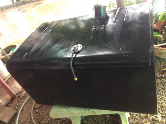 ขายด่วนถังน้ำมันติดรถ 400 ลิตร