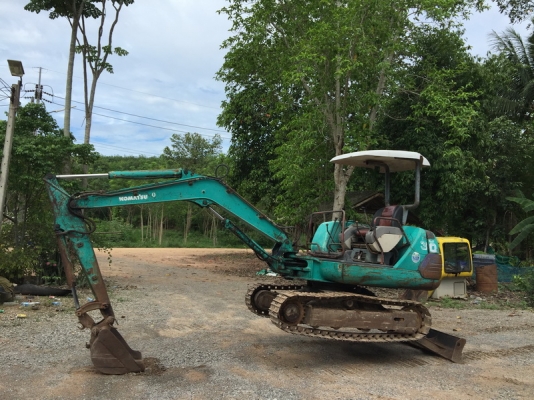 ขายรถขุดเล็ก แบคโครเล็ก komatsu pc30-7 สภาพพร้อมทำงาน
