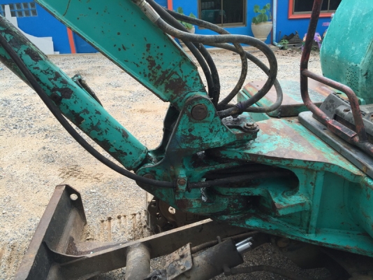 ขายรถขุดเล็ก แบคโครเล็ก komatsu pc30-7 สภาพพร้อมทำงาน