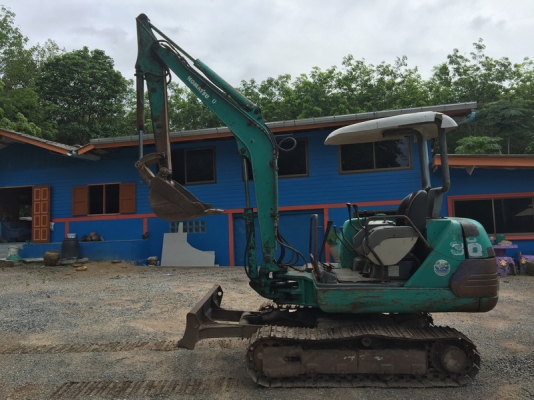 ขายรถขุดเล็ก แบคโครเล็ก komatsu pc30-7 สภาพพร้อมทำงาน