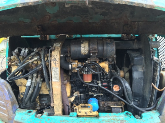 ขายรถขุดเล็ก แบคโครเล็ก komatsu pc30-7 สภาพพร้อมทำงาน