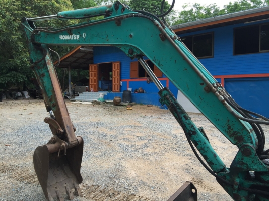 ขายรถขุดเล็ก แบคโครเล็ก komatsu pc30-7 สภาพพร้อมทำงาน