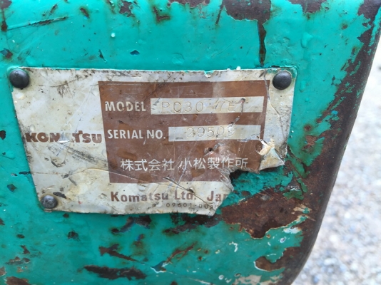 ขายรถขุดเล็ก แบคโครเล็ก komatsu pc30-7 สภาพพร้อมทำงาน ขายรถขุดเล็ก แบคโครเล็ก komatsu pc30-7 สภาพพร้อมทำงาน