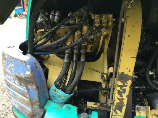 ขายรถขุดเล็ก แบคโครเล็ก komatsu pc30-7 สภาพพร้อมทำงาน ขายรถขุดเล็ก แบคโครเล็ก komatsu pc30-7 สภาพพร้อมทำงาน