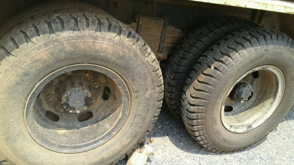 ขายด่วน   HINOFM3HNLD195สองเพลาดั้มสภาพพร้อมใช้สุดๆราคาเบาๆจัดแนนท์ได้โทร0856842587