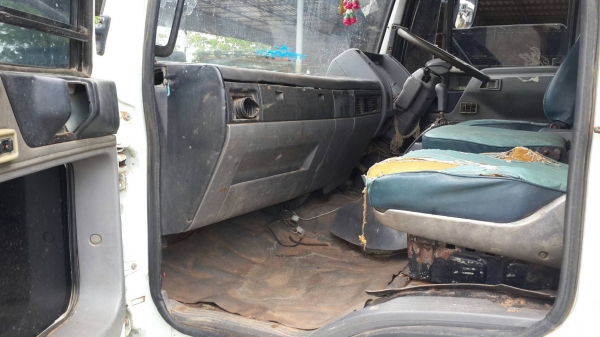 ขายด่วน   HINOFM3HNLD195สองเพลาดั้มสภาพพร้อมใช้สุดๆราคาเบาๆจัดแนนท์ได้โทร0856842587