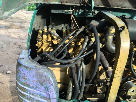 ขายรถขุดเล็ก แบคโครเล็กkomatsu pc30-7ตามสภาพพร้อมทำงาน