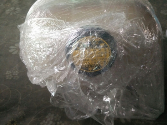 กระป๋องพักน้ำรถตู้