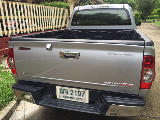 Isuzu hi lander 2.5 ตัวท็อปปี11สวยจัด