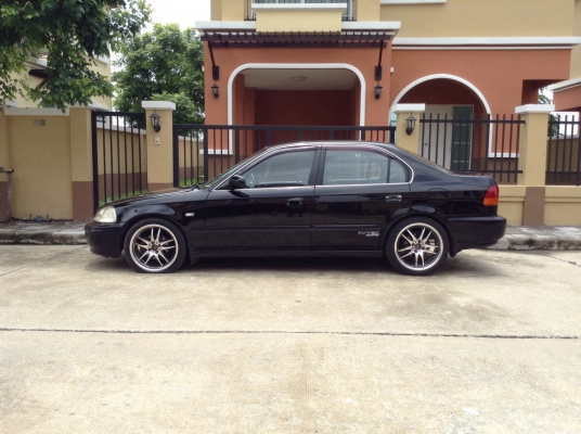 ตระกูลเดียวกันกับ CIVIC ตาโต ISUZU VERTEX ตัวS ปี1997 ตระกูลเดียวกันกับ CIVIC ตาโต ISUZU VERTEX ตัวS ปี1997