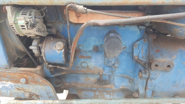 ขาย รถไถ FORD 6600 T5 เอาไปติดคีบอ้อยได้เลย เอกสารเล่มทะเบียนครบ อุปกรณ์มีชุดผานดันหน้าให้ครับ