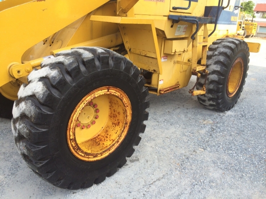 ถึงไทยแล้วครับ KOMATSU WA200-1 ซีเรียล 30,000กว่า ญี่ปุ่นแท้ โทร.090-986-2521 อ๊อบ