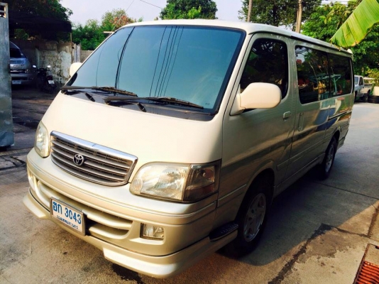 ขายรถตุ้ grand wagon ปี04 ท้อปสุด สวยเดิมบาง พร้อมใช้ไม่ต้องซ่อม