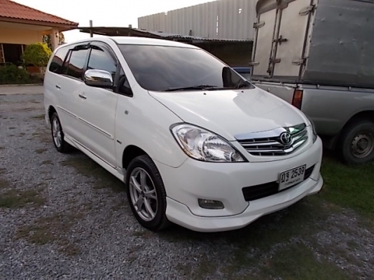 TOYOTA INNOVA, 2.0 V สีขาว มือแรก ไม่เคยติดก๊าซ