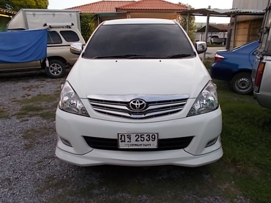 TOYOTA INNOVA, 2.0 V สีขาว มือแรก ไม่เคยติดก๊าซ