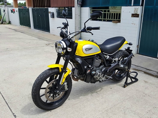 ขาย Ducati Scrambler ปี 2015 ใหม่มาก ไมล์ 5,xxx สภาพสวยกริ๊บ