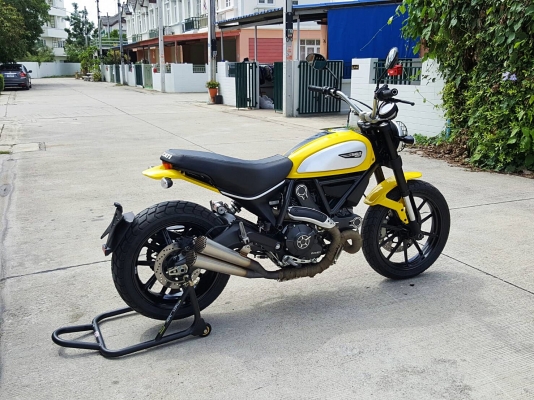 ขาย Ducati Scrambler ปี 2015 ใหม่มาก ไมล์ 5,xxx สภาพสวยกริ๊บ