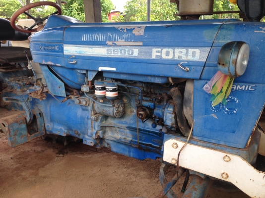 ขายรถไถฟอร์ด 5000-77 T5 พร้อผานบุก KHL เครื่องดีไฮดี มีทะเบียนภาษีไม่ขาด