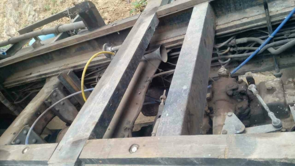 ขายด่วนรถ10ล้อเพลาเดียวดั้มร้อคกี่เครือง175แรงม้ารถสวย