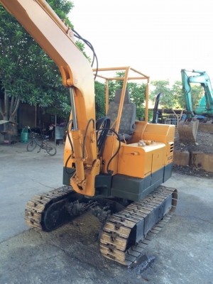 KOMATSU PC20 ราคา 150000 รถเก่านำเข้าจากญี่ปุ่นไม่เคยใช้งานในไทย
