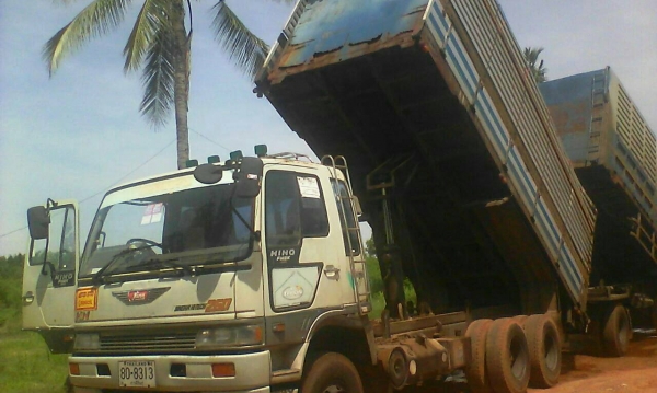 ขายรถพ่วง18ล้อดั๊มแม่ลูก เกษตร  HINO  รุ่น FM2KNLD เครื่อง K13D-260ขายราคา 1,250,000 ฿