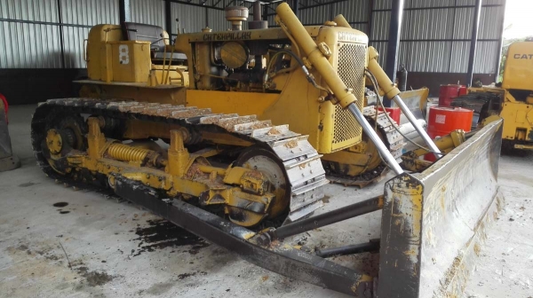 แทรคเตอร์มือสอง/ Catterpillar D5D สวยพร้อมใช้งานได้เลย