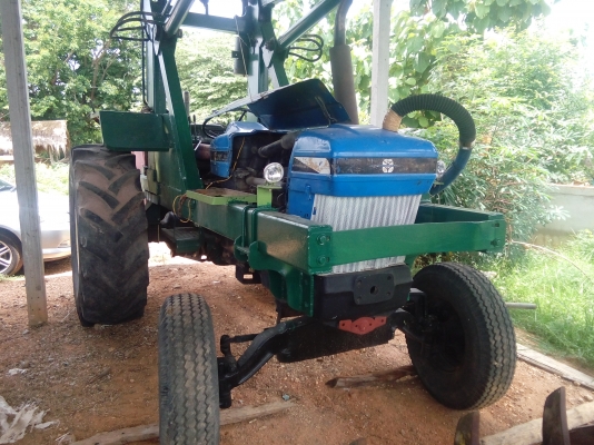 ขายรถไถฟอดร์พร้อมคีบ (T3 ) ลดแล้วครับ