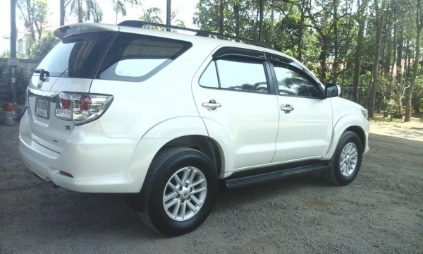 Toyota Fortuner ปี 55  รถบ้านเดิมๆมือเดียว
