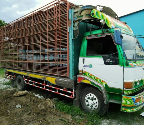 หกล้อ ฮีโน่ FC2W120 ซูปเปอร์เสีย วางเครือง FC4J145แรง ช่วงยาว5.20ม สภาพดีสวยพร้อมใช้งาน แจ้งเข้าเล่มแล้ว ทุกอย่าง ทะเบียนพร้อมโอน