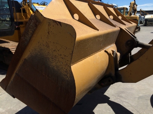 CAT 936 สภาพสวย นำเข้าจากญี่ปุ่น ถึงเมืองไทยแล้ว ขายไม่แพงเลยครับ