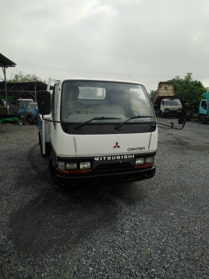 ขายหกล้อมิตซูช่วงสั้น3เมตร กระบะเนียมต่อใหม่ รถปี46ห้างแท้ เครื่อง110แรงม้า รถพร้อมใช้ทะเบียนพร้อม