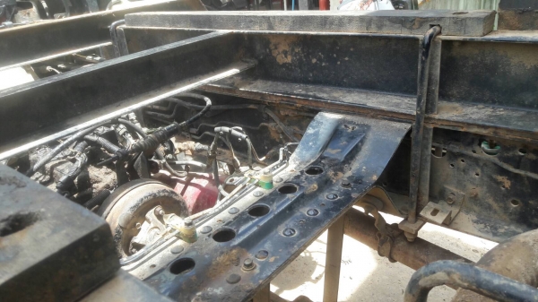 ขายรถบรรทุก6ล้อดั๊มพ์ 5คิวยาง 8.25-16 Fหน้าหลัลังรุ่นร็อกกี้195/ขายราคา 680,0000฿