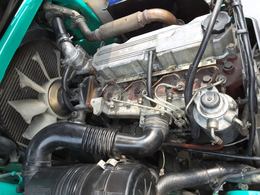 ดีเซล 1.5 ตัน เสายกสูง 4 เมตร เกียร์ออโต้ 7000 ชั่วโมง สนใจ 0813535948