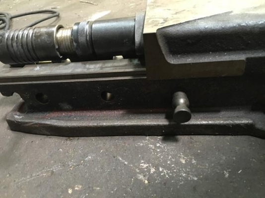 ขายปากกาจับชิ้นงาน ของญี่ปุน สภาพดี จับได้กว้างมาก ช้าหมด