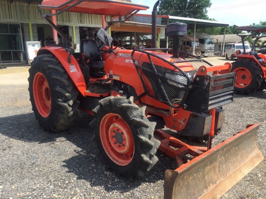 ขาย แทรกเตอร์ KUBOTA M7040 ถูกๆ สวยๆ 11xx ช.ม