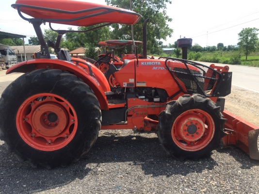 ขาย แทรกเตอร์ KUBOTA M7040 ถูกๆ สวยๆ 11xx ช.ม