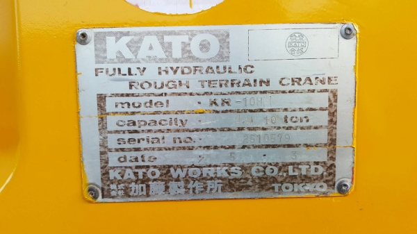 ขายเครน 4 ล้อ 10 ตัน KATO-KR-10HM พร้อมใช้