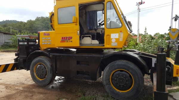 ขายเครน 4 ล้อ 10 ตัน KATO-KR-10HM พร้อมใช้