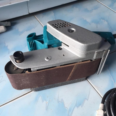 ขายเครื่องขัดกระดาษทราย MAKITA 9924DB มือสอง สภาพแก่ะกล่องครับ