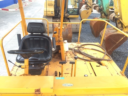 ถึงไทยอีกคันครับ รถบด 7ล้อ Hitachi / Dynapac RT200W-C ถึงไทยอีกคันครับ รถบด 7ล้อ Hitachi / Dynapac RT200W-C