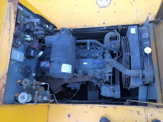 ถึงไทยอีกคันครับ รถบด 7ล้อ Hitachi / Dynapac RT200W-C ถึงไทยอีกคันครับ รถบด 7ล้อ Hitachi / Dynapac RT200W-C