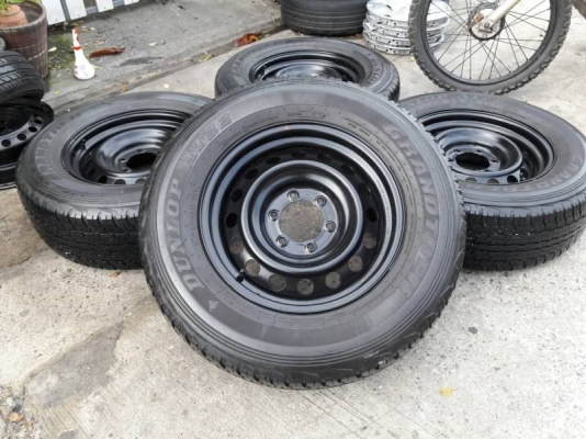 ล้อกะทะขอบ17 พร้อมยาง255/65/17 dunlop ปี13 สวยๆชุดล่ะ7000